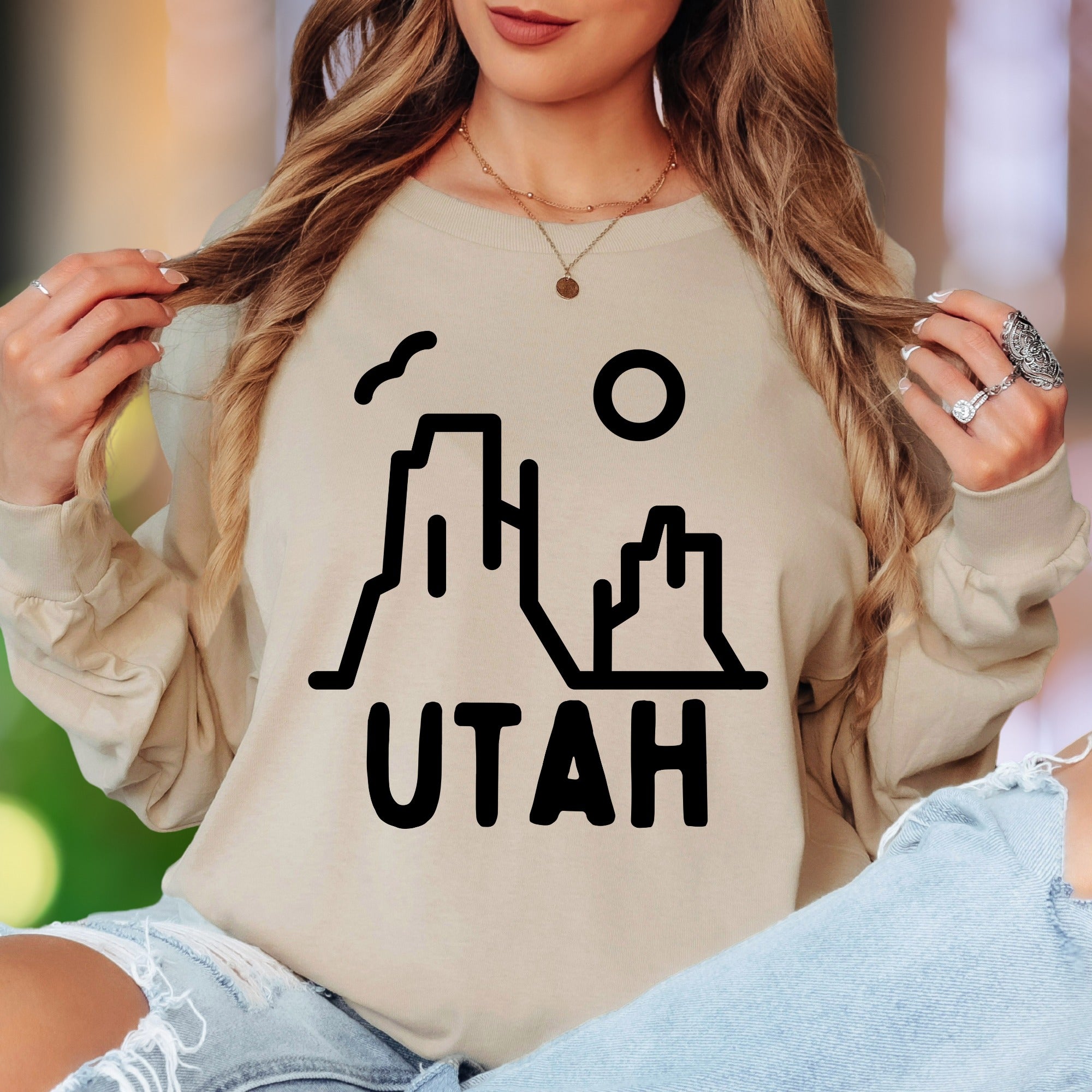 "Utah" | Minimal Nature Outline Unisex Adult Long Sleeve T-Shirt | Outdoor Adventure
