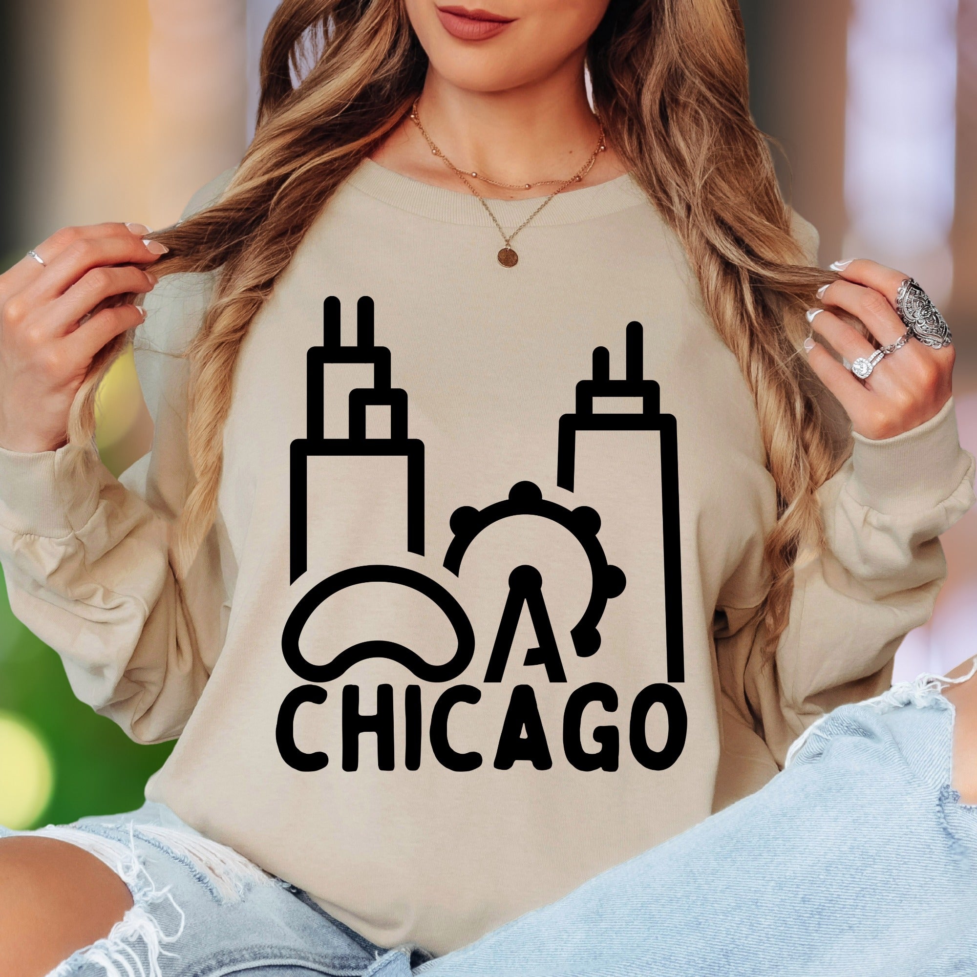 "CHICAGO" | Minimal Skyline Unisex Adult Long Sleeve T-Shirt | City Lifestyle