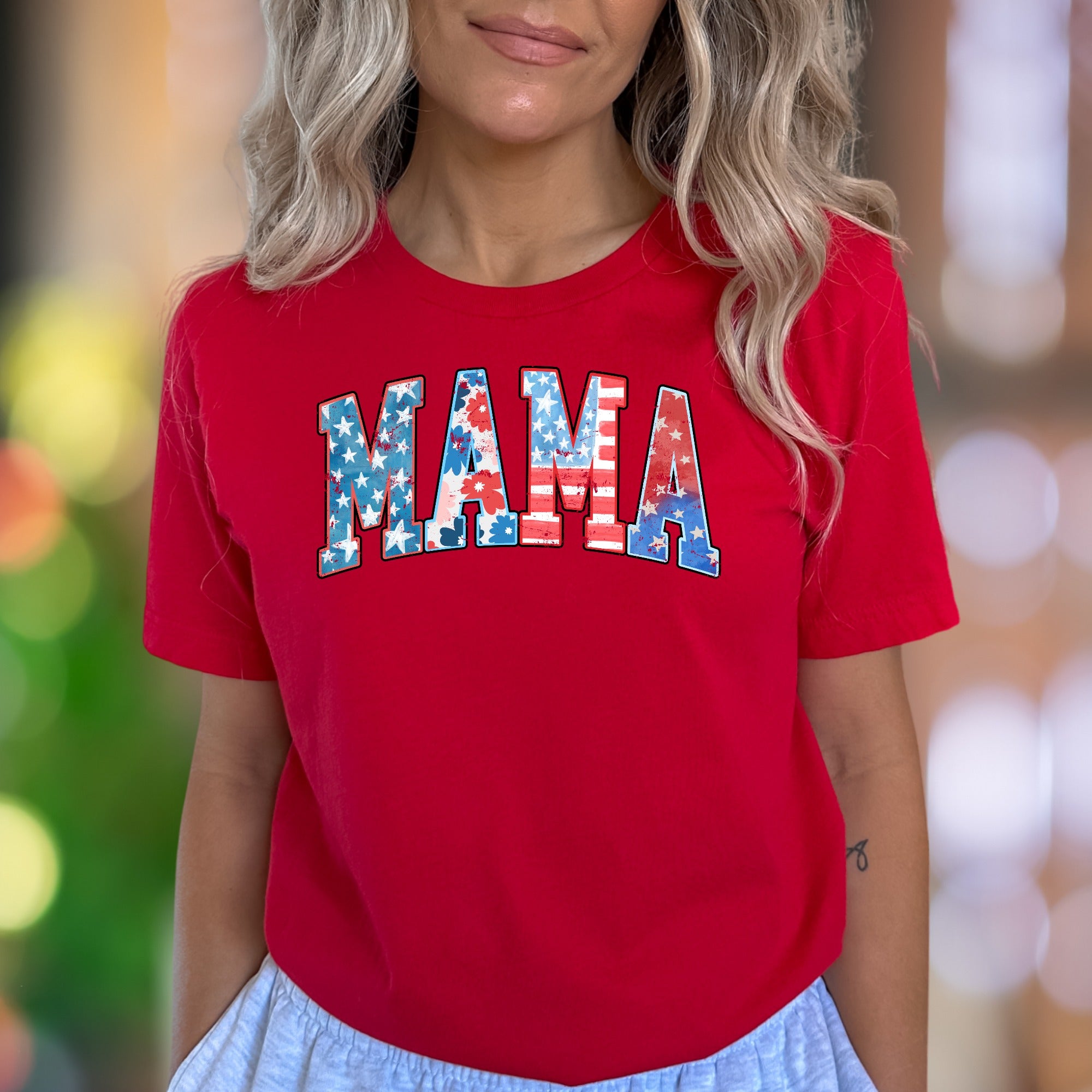 "MAMA" | Distressed Grunge Typography Unisex Adult T-Shirt | Patriotic Lifestyle