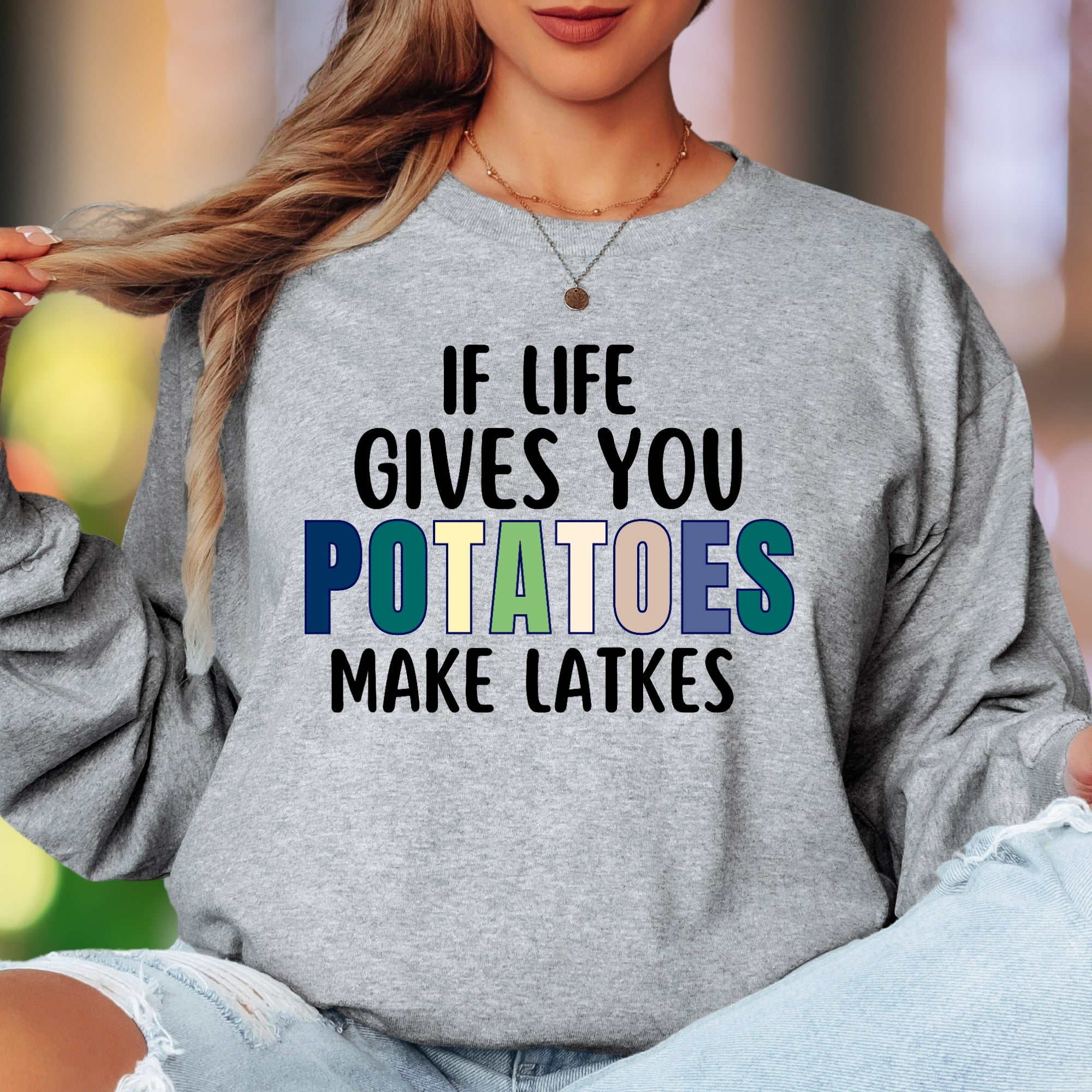"If Life Gives You Potatoes Make Latkes" | Funny Typography Unisex Adult Long Sleeve T-Shirt | Foodie Humor