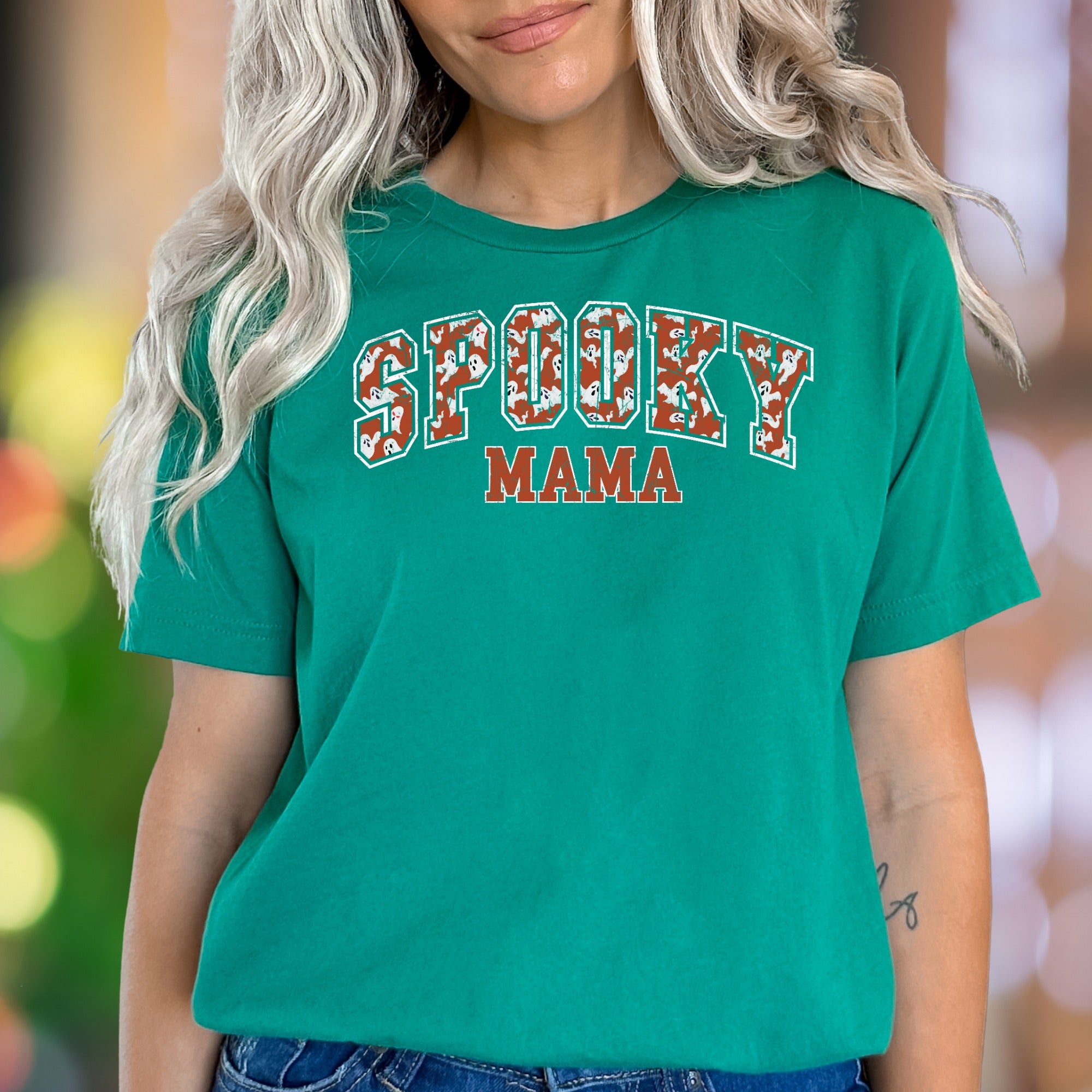"SPOOKY MAMA" | Distressed Ghost Print Unisex Adult T-Shirt | Halloween Lifestyle