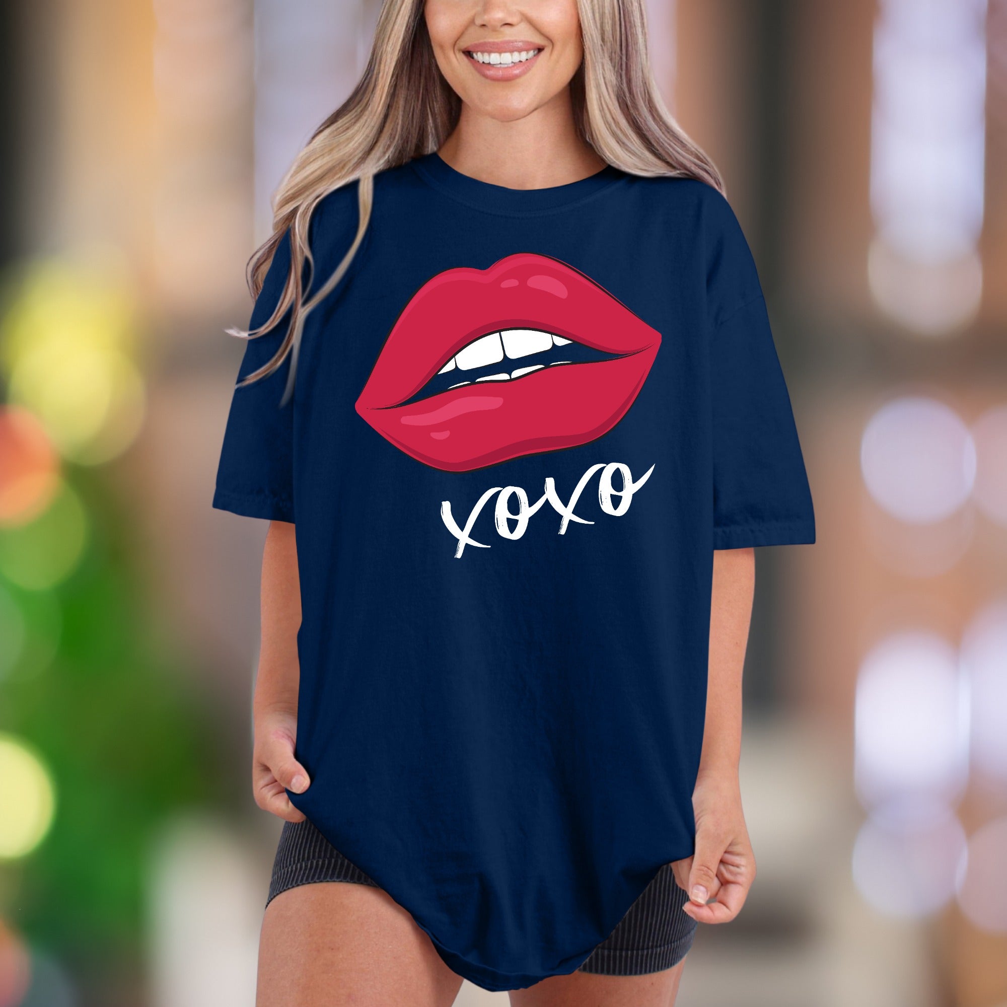 "XOXO" | Comfort Colors Unisex Adult T-Shirt | Playful Romantic Style