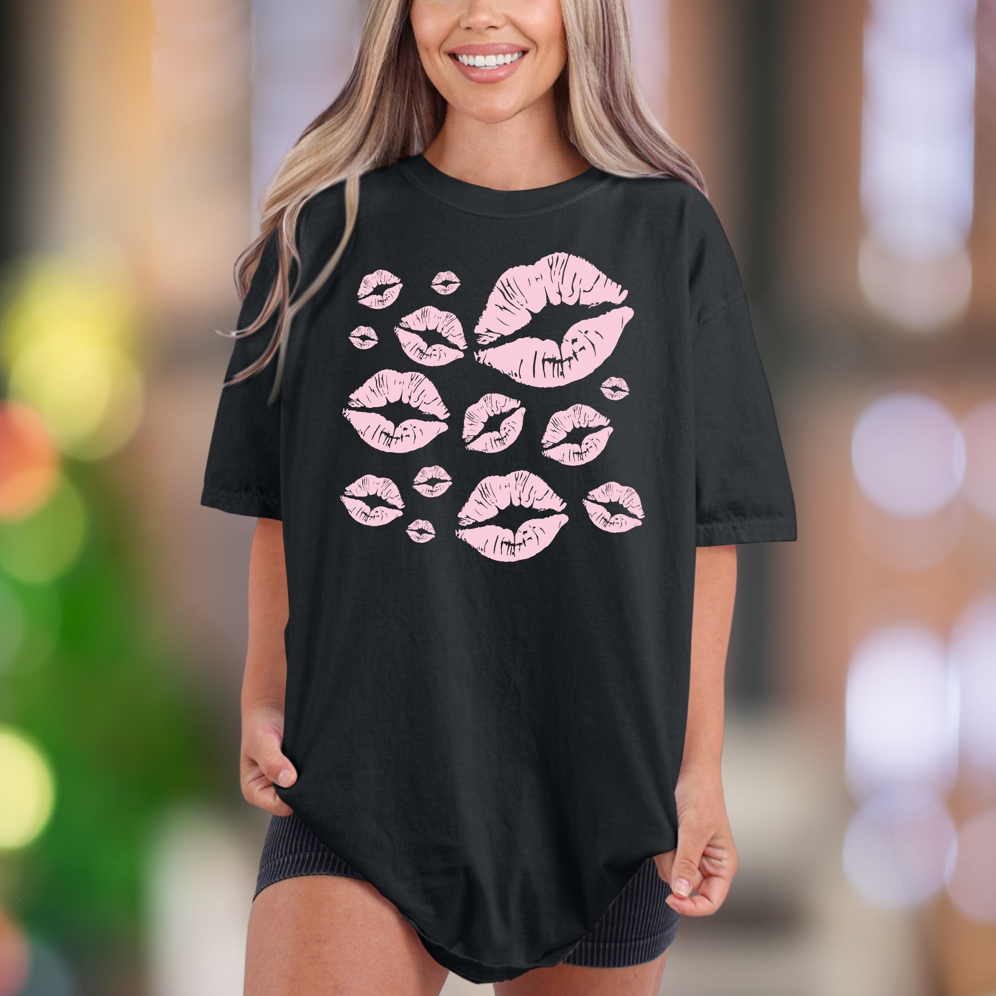 Pink Lips Kiss Marks Pattern | Comfort Colors Unisex Adult T-Shirt | Playful Feminine Style