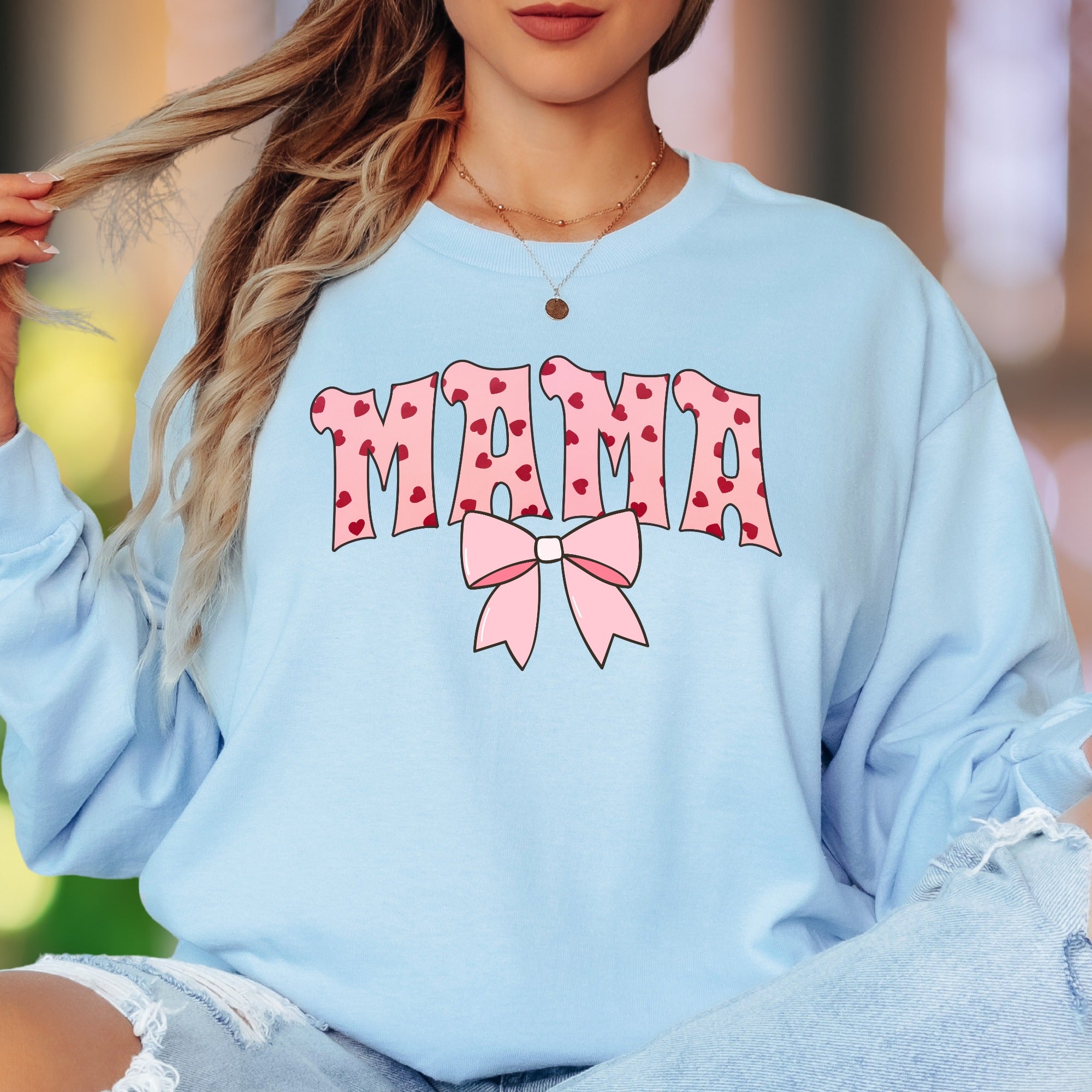 "MAMA" | Heart Pattern Typography Unisex Adult Long Sleeve T-Shirt | Loving Motherhood Style