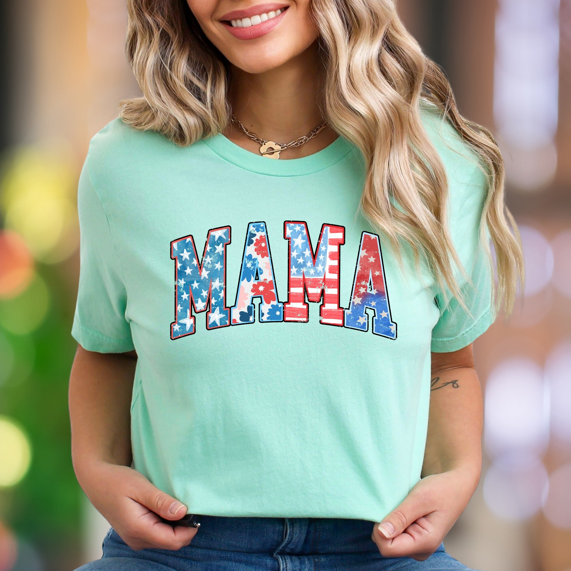 "MAMA" | Distressed Grunge Typography Unisex Adult T-Shirt | Patriotic Lifestyle
