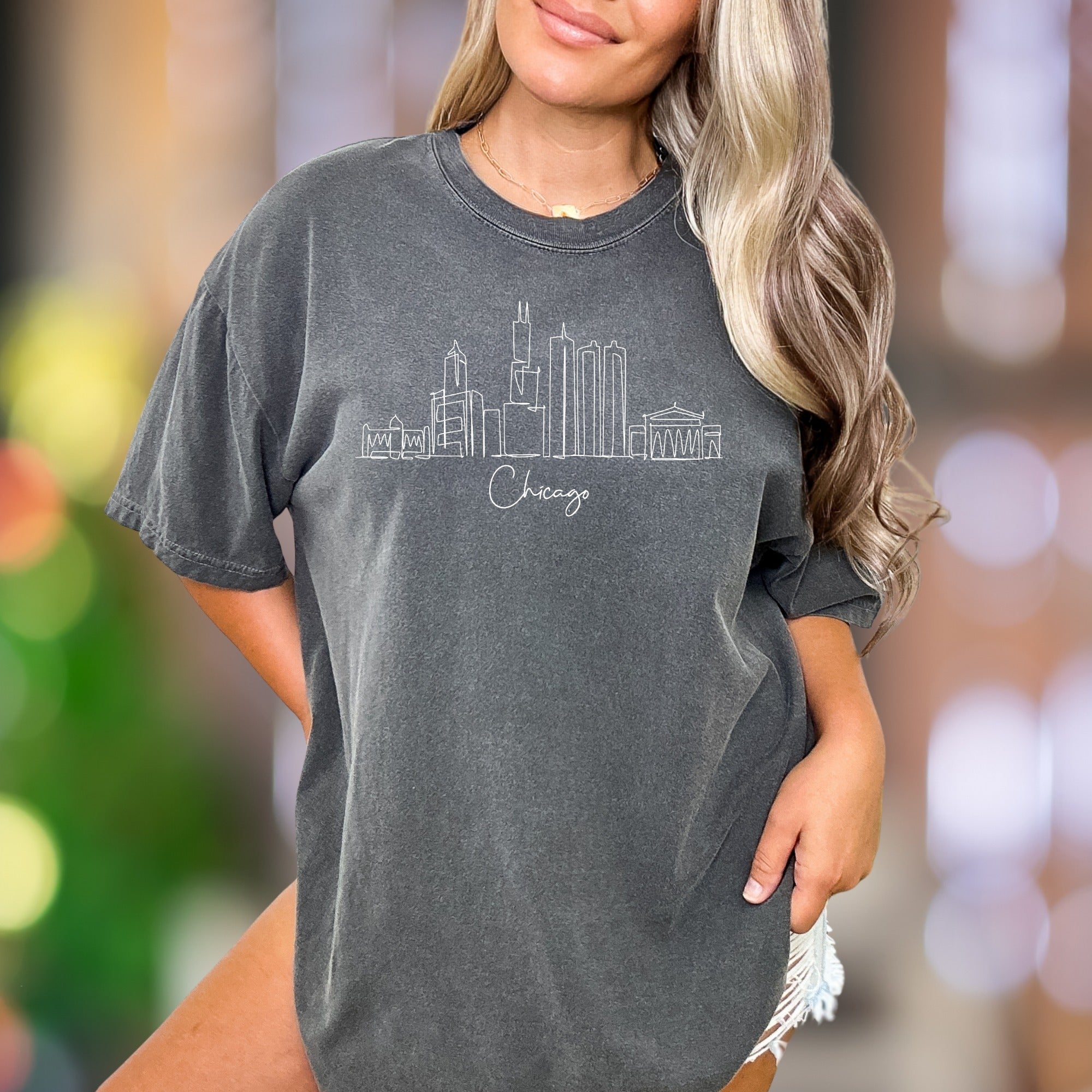 Chicago Cityscape Sketch | Comfort Colors Unisex Adult T-Shirt | Minimal Urban Lifestyle