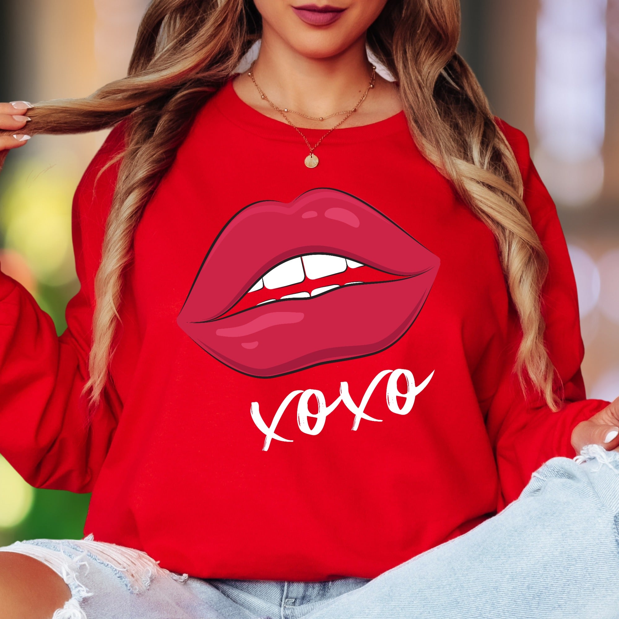 "XOXO" | Bold Lips Graphic Unisex Adult Long Sleeve T-Shirt | Affectionate Streetwear