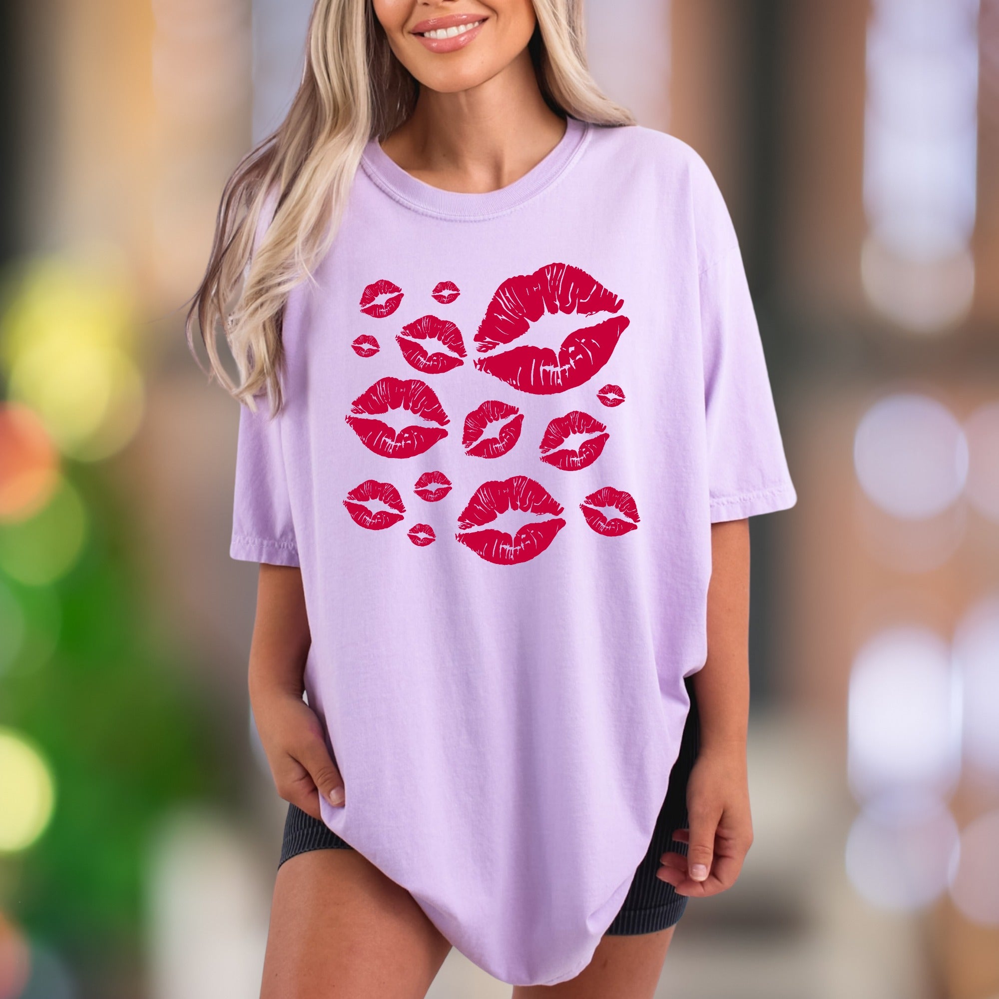 Pink Lips Kiss Marks Pattern | Comfort Colors Unisex Adult T-Shirt | Playful Feminine Style