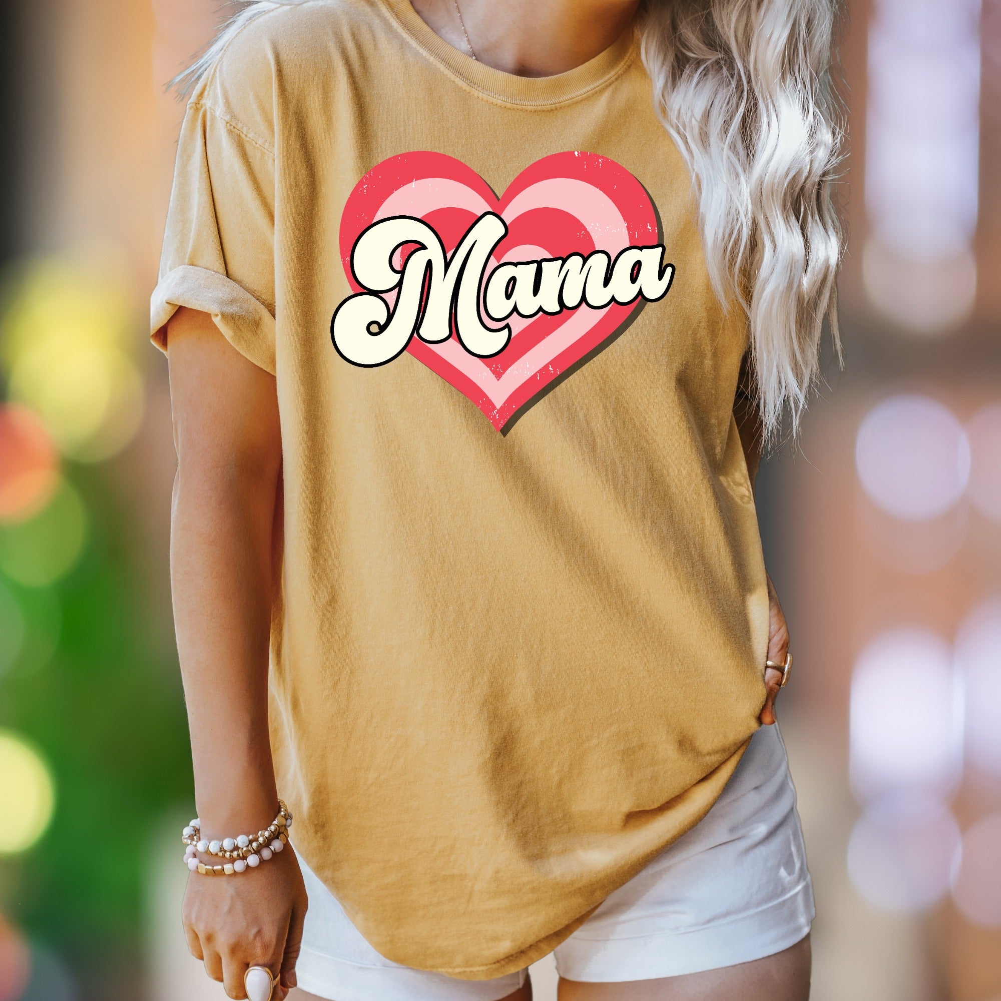 "Mama" | Comfort Colors Unisex Adult T-Shirt | Retro Heart Design