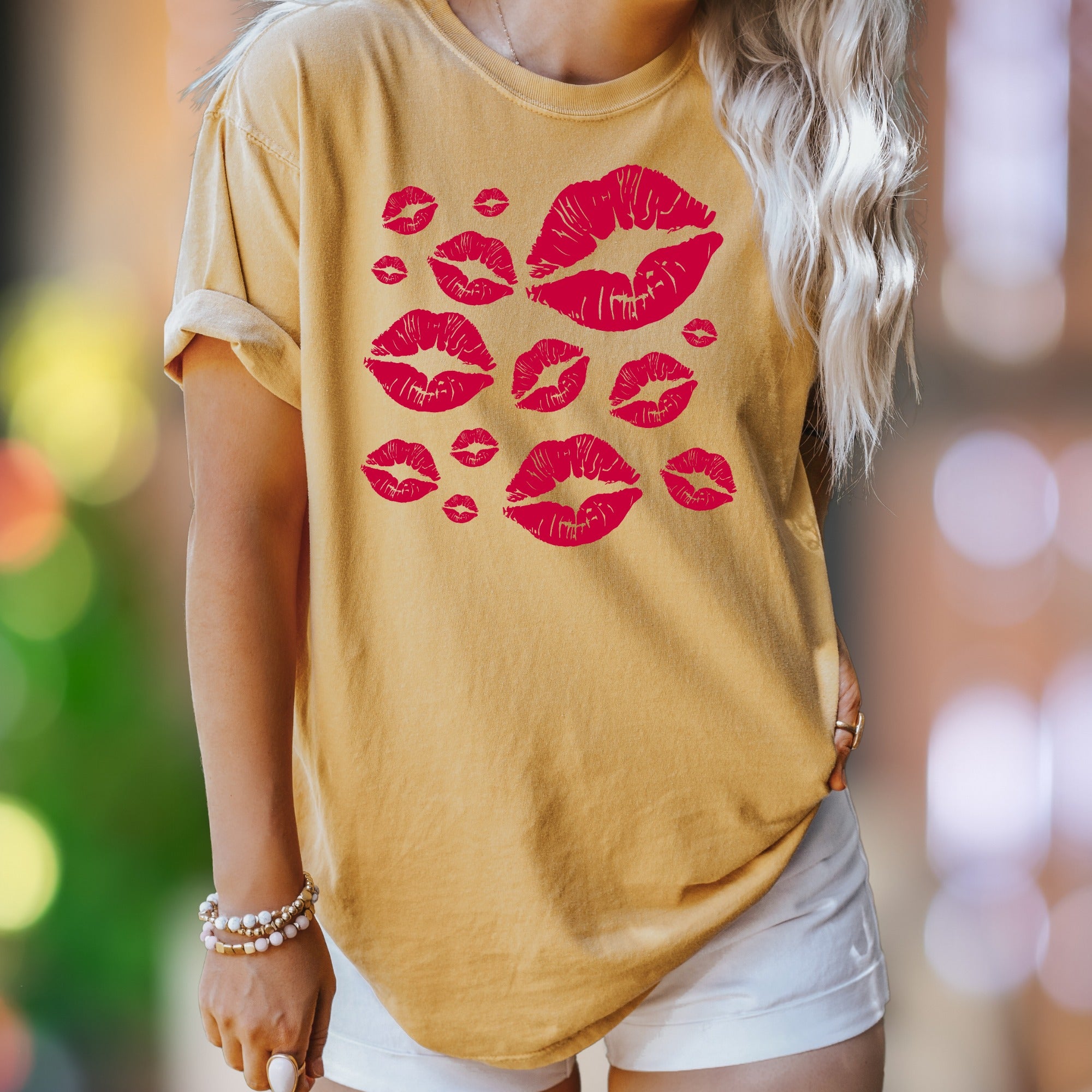 Pink Lips Kiss Marks Pattern | Comfort Colors Unisex Adult T-Shirt | Playful Feminine Style