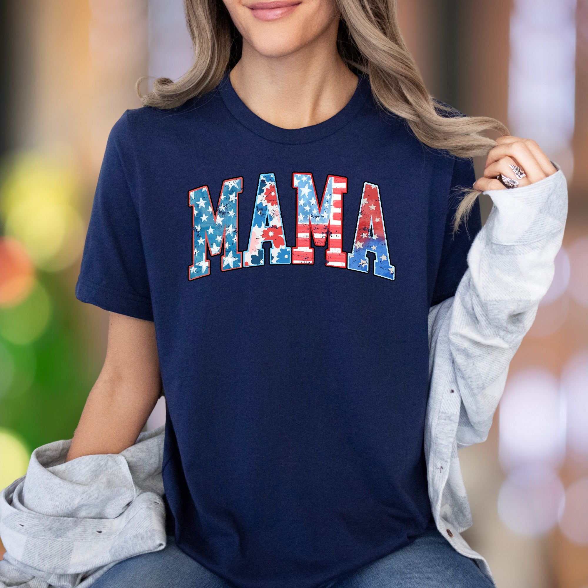 "MAMA" | Distressed Grunge Typography Unisex Adult T-Shirt | Patriotic Lifestyle