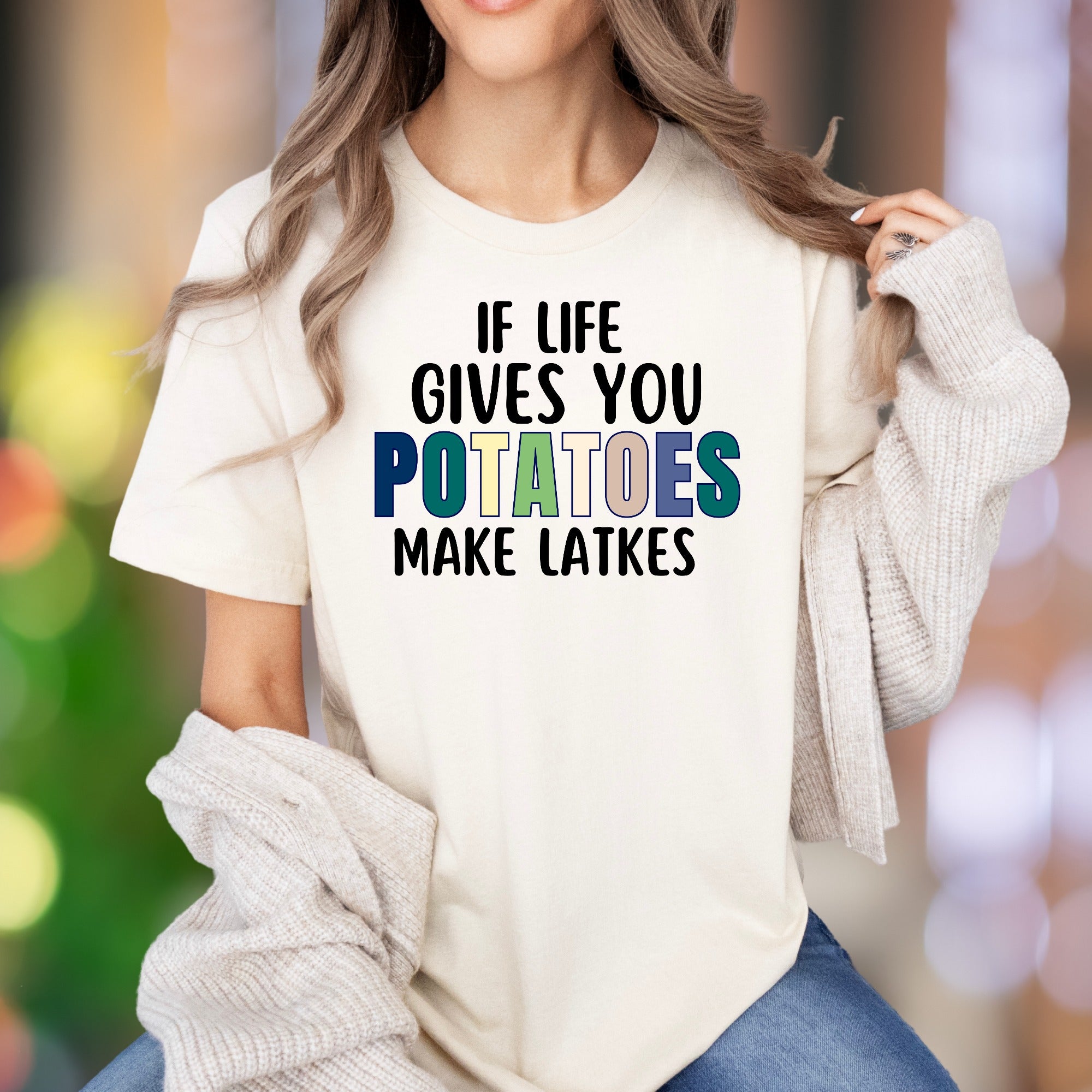 "If Life Gives You Potatoes Make Latkes" | Funny Typography Unisex Adult T-Shirt | Culinary Humor
