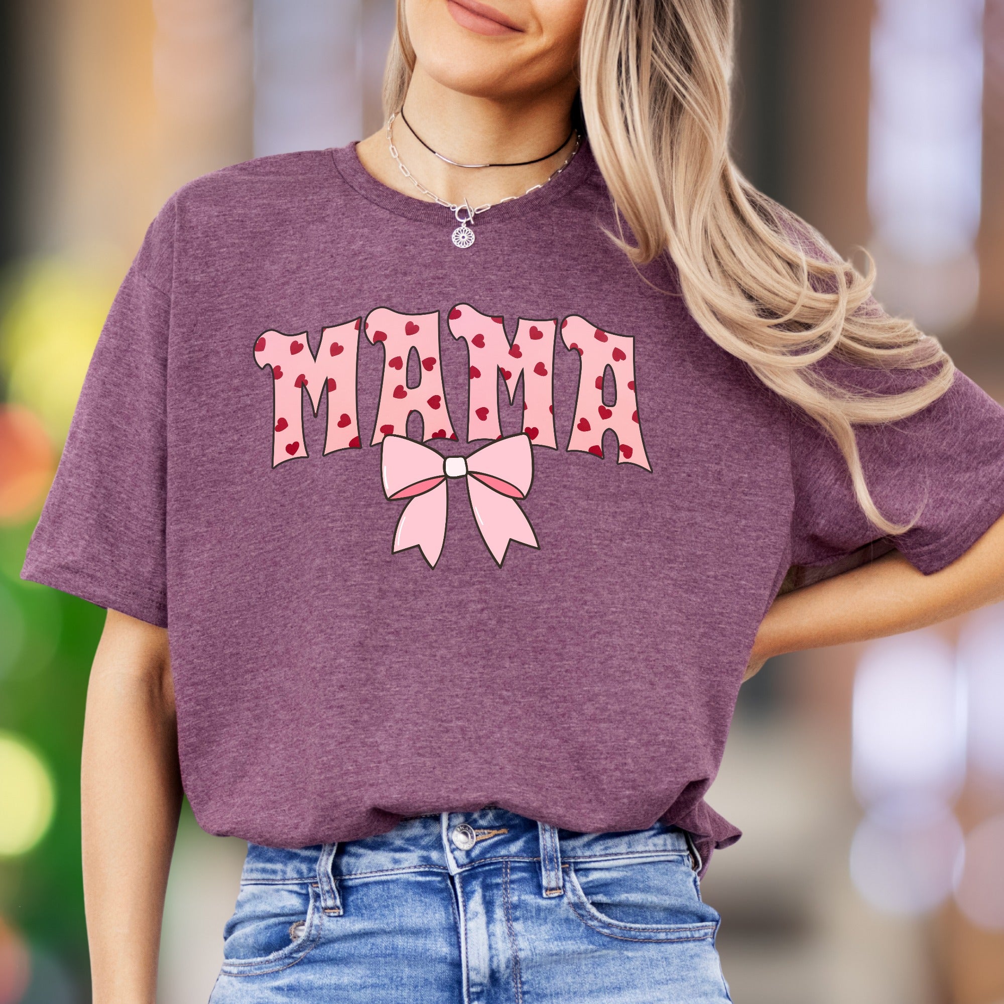 "MAMA" | Heart Pattern Typography Unisex Adult T-Shirt | Loving Mother Style