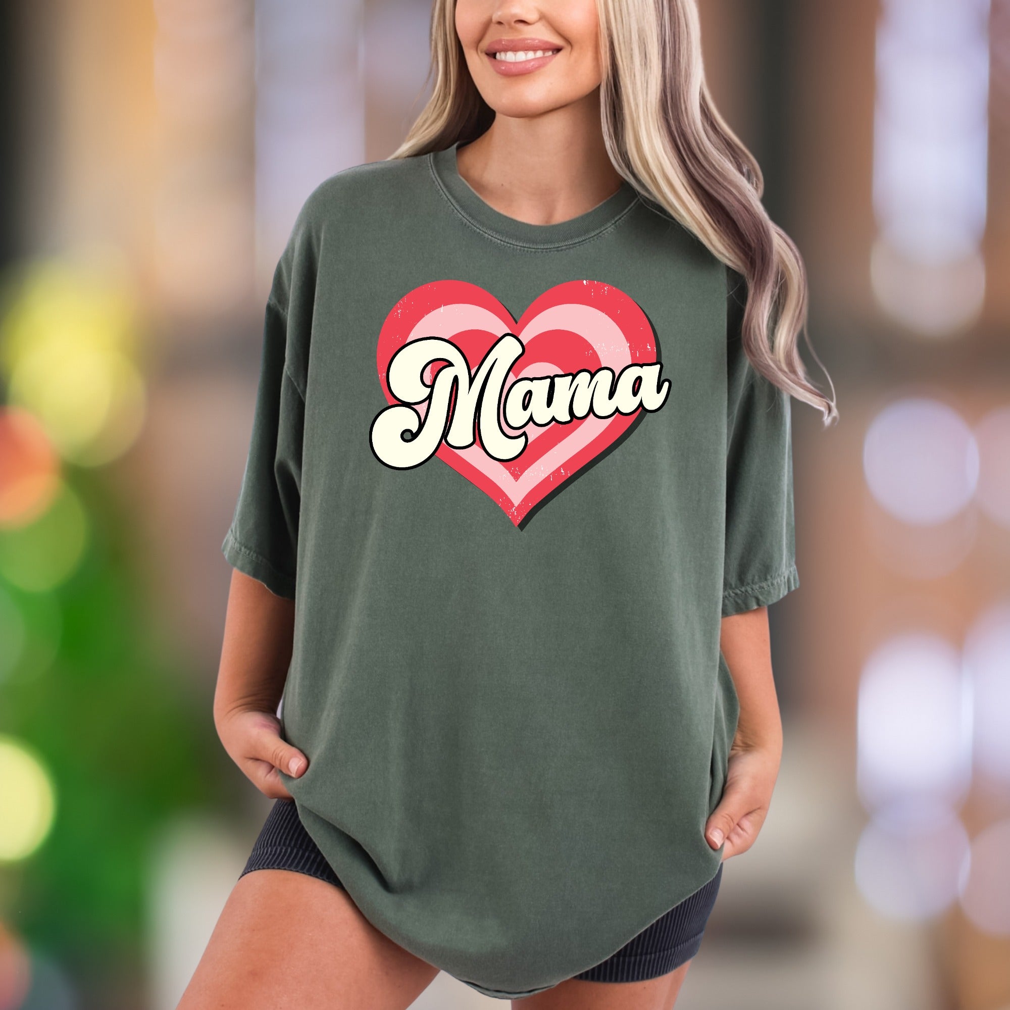 "Mama" | Comfort Colors Unisex Adult T-Shirt | Retro Heart Design